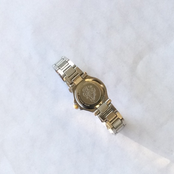 GUCCI SILVER GOLD SS WOMAN’S WRIST WATCH - Picture 4 of 4